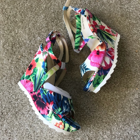 Nine West sandal shoes NWT - Picture 1 of 7